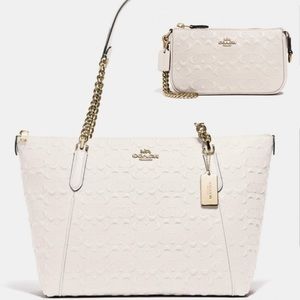 SOLD DO NOT ACCEPT💯 authentic coach bag and